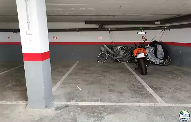 Car park for sale in Llan&ccedil;&agrave;