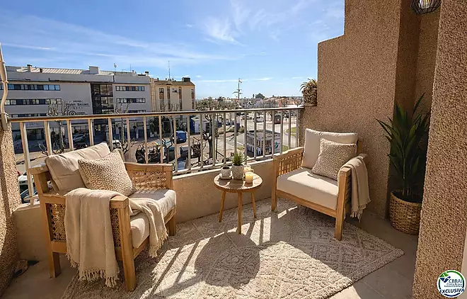 Apartament lluminós al centre d’Empuriabrava