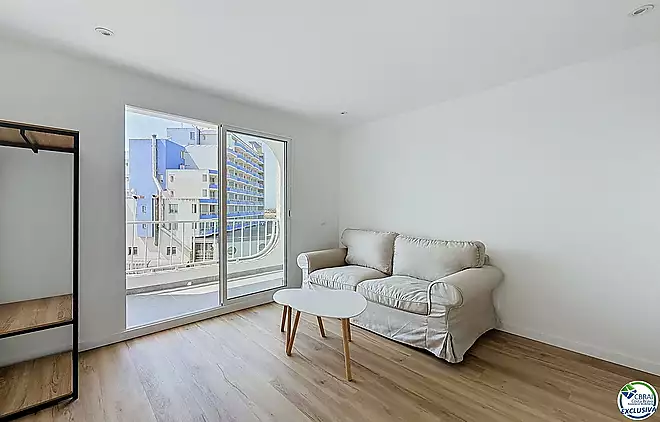 Apartament a primera línia de mar a Empuriabrava