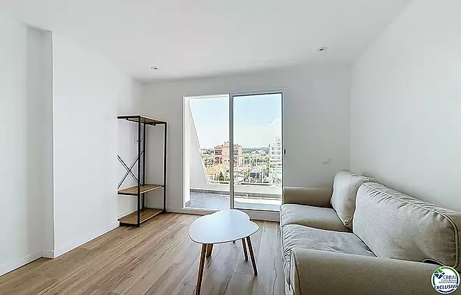 Apartament a primera línia de mar a Empuriabrava