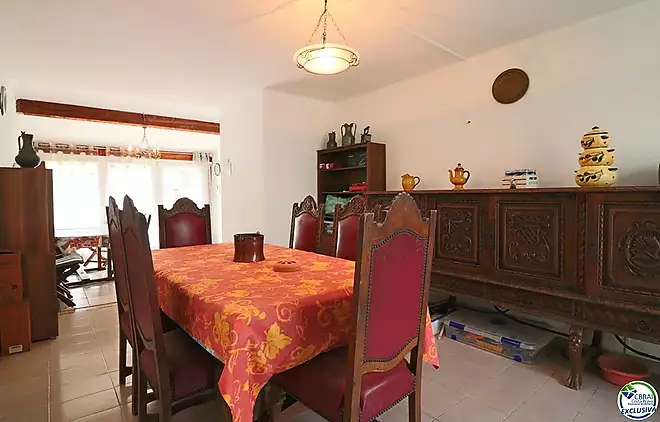 Casa a Montseny amb tres dormitoris i vistes clares a un parc