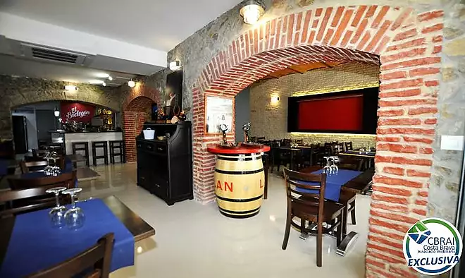Local restaurant en Casc antic de Roses
