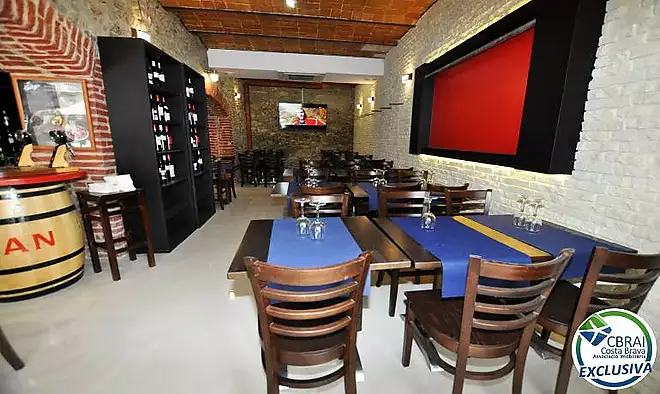 Local restaurant en Casc antic de Roses