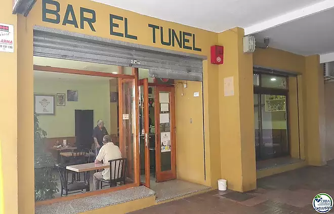 Venda de local comercial a Figueres - Parc Bosc-Castell de Sant Ferran