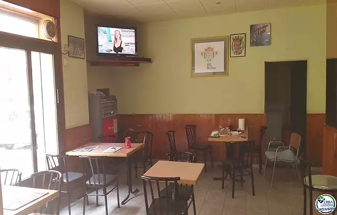 Venda de local comercial a Figueres - Parc Bosc-Castell de Sant Ferran