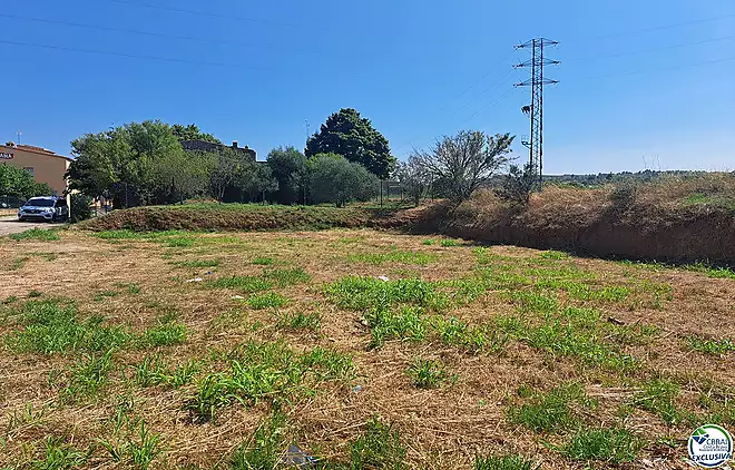 Building plot for sale in Els Hostalets de Llers - 587 m²