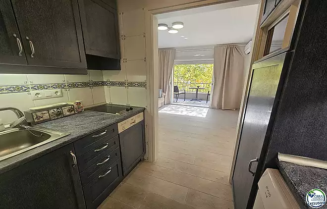Apartament lluminós al centre d’Empuriabrava