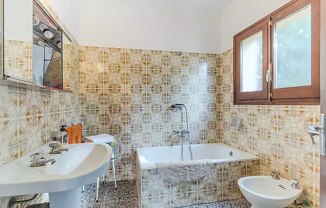 🏡 Casa amb encant al costat del riu a Sant Llorenç de la Muga – Ideal com a habitatge o projecte turístic!
