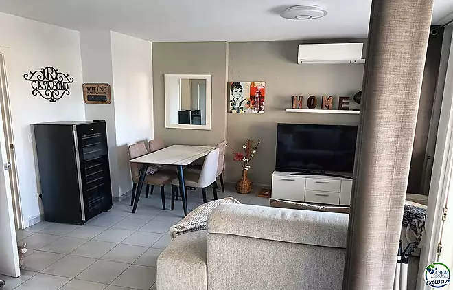 Esplendido Apartament al Port de Roses amb llicència turística
