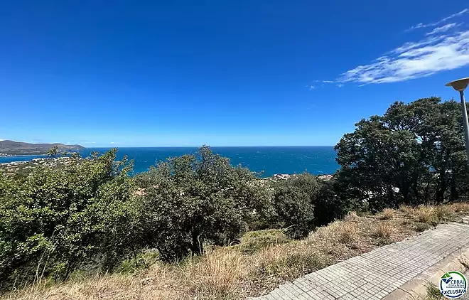 Terreny amb 14 parcel·les edificables, Llançà (Costa Brava)