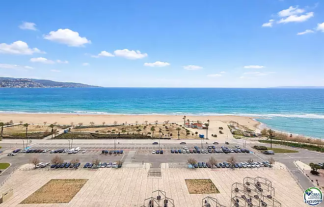 Estudi tipus cabina amb vista al mar i LLICÈNCIA TURÍSTICA.