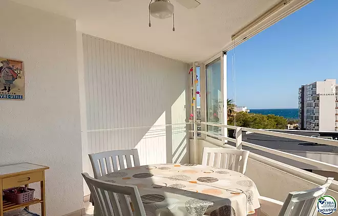 Apartament amb vistes al mar i terrassa — Salatà, Roses