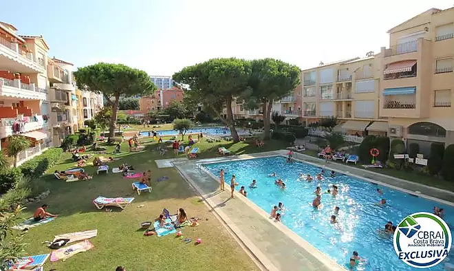 GRAN RESERVA Apartament de 2 dormitoris amb piscines, jardins i llicència turística a 100 metres de la platja